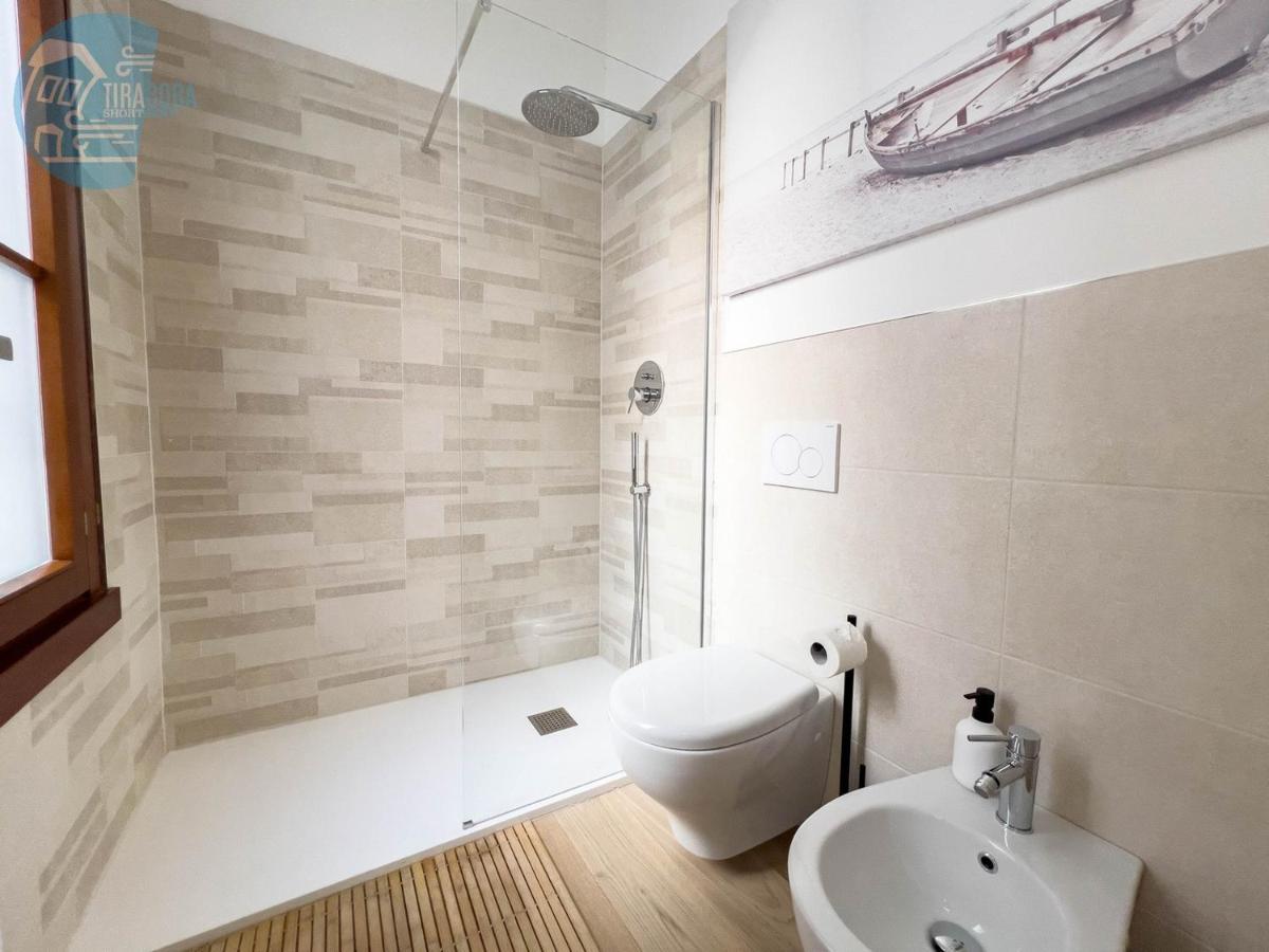 Piazza Della Borsa 3C Tirabora Short Rent Apartment Триест Екстериор снимка