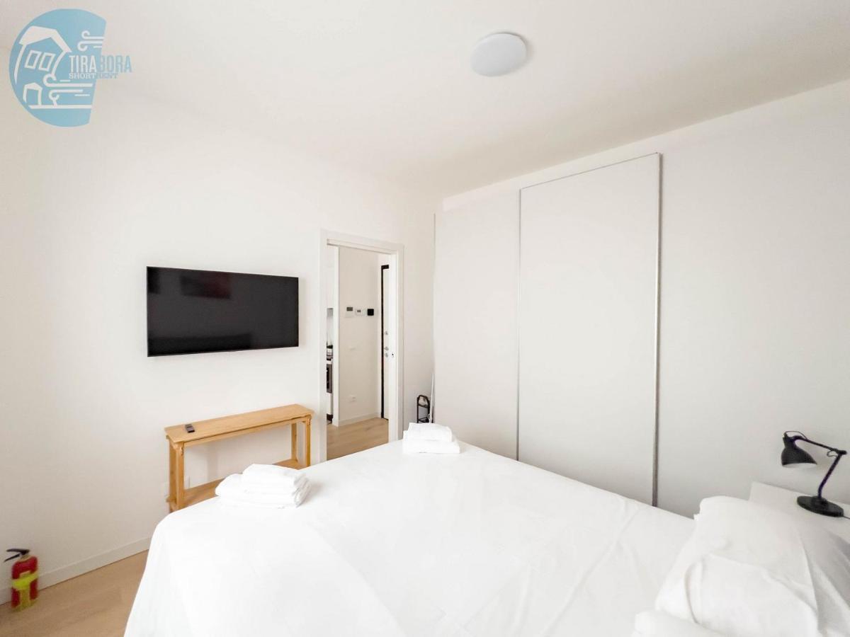 Piazza Della Borsa 3C Tirabora Short Rent Apartment Триест Екстериор снимка
