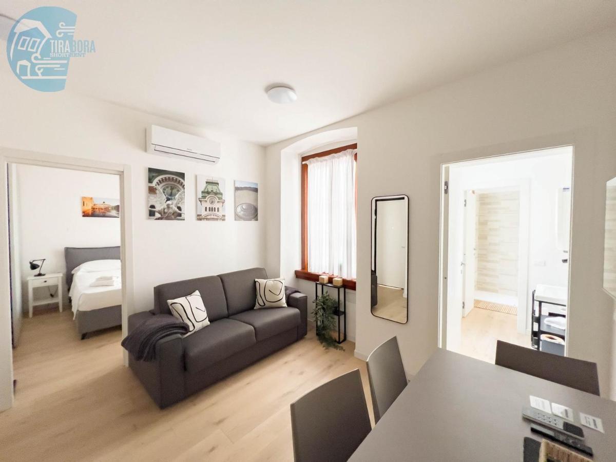 Piazza Della Borsa 3C Tirabora Short Rent Apartment Триест Екстериор снимка